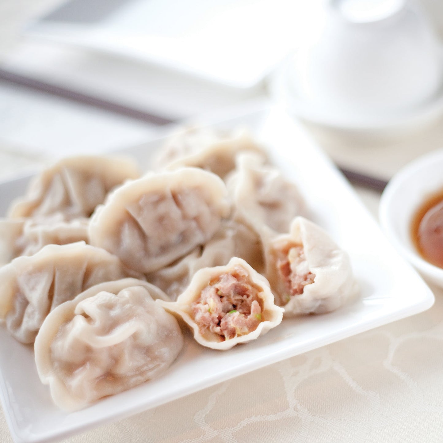 Pork and Cabbage Dumpling (680 g)